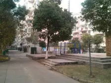 南北通透,采光好,停车方便,出入好