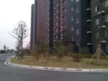 户型方正,生活配套齐全,交通便利