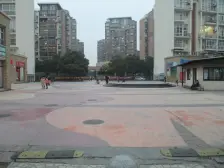 空中别墅+南北露台+固定车位+有钥匙