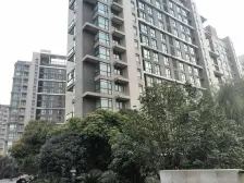 双拼东套别墅,全屋地暖ZY空调,北花园百平