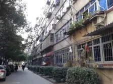 火电北院 装修好,环镜优美 近地铁 视野好,诚心出售