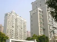 此房满五年税费少,南北直通,装修可拎包入住