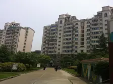 主卧朝南,交通便利,客厅朝南,居家装修,刚需好房,不限购