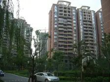 60平大露台,沿步行街景观房,三房两厅两卫特殊户型,业主换新