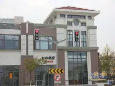 联排别墅,少有在售,有车位,户型方正,位置中间安静