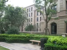 仅在出售,入户花园相增;西边套;楼皇位置,