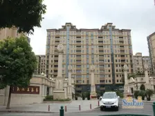 电梯房,主卧朝南,一梯两户,大开间,价格好谈,配套完善