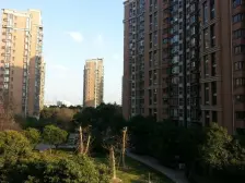 复试三房,一楼84平,二楼不计入产证面积,挑高5米