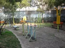 一门关,小区中心位置,主卧朝南,近商圈,精装修