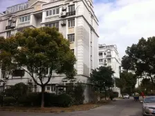 9号线合川路,一楼院子阳光好,户型方正南北通